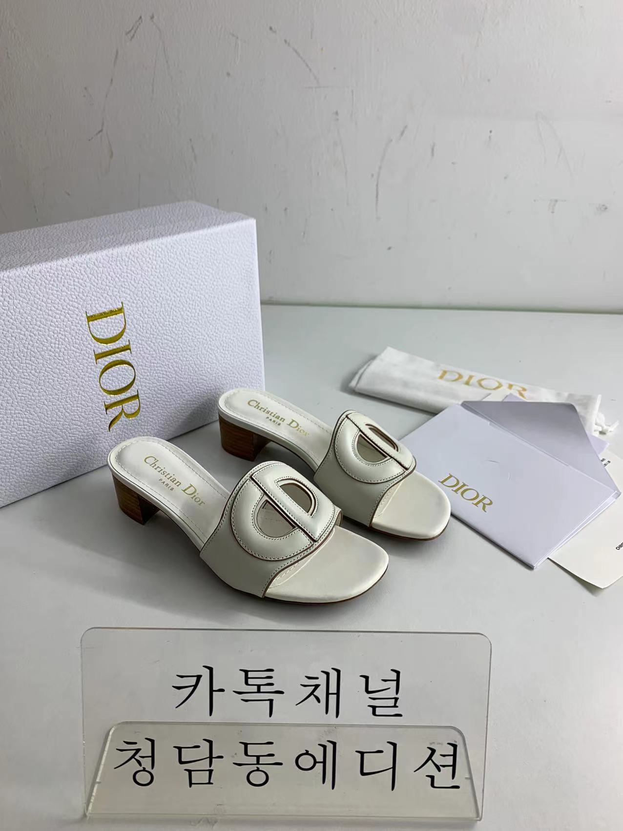 디올 D 클럽 카프스킨 슬라이드 (굽4.5cm) 정품급 (6color)