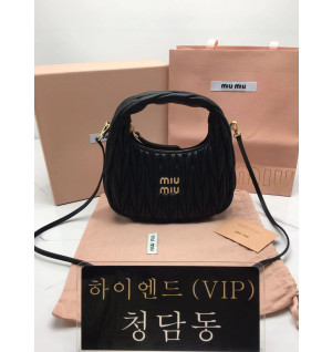 미우미우 miu miu 완더 마테라쎄 호보백 스몰