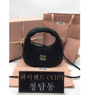 미우미우 miu miu 완더 마테라쎄 호보백 스몰