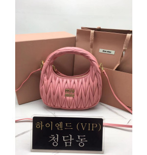 미우미우 miu miu 완더 마테라쎄 호보백 스몰