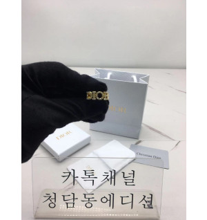 디올 dior 레터링 다이아 반지