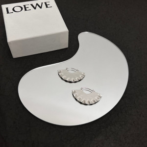 로에베 loewe scallop 귀걸이