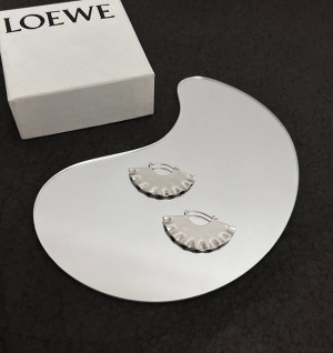 로에베 loewe scallop 귀걸이